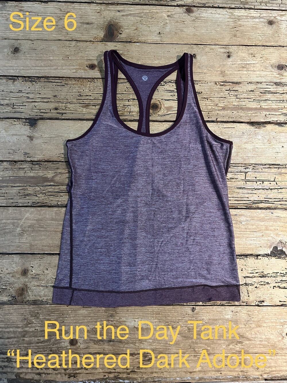 Lululemon Womens Size 6 Heathered Dark Adobe Run The Day Tank NWOT